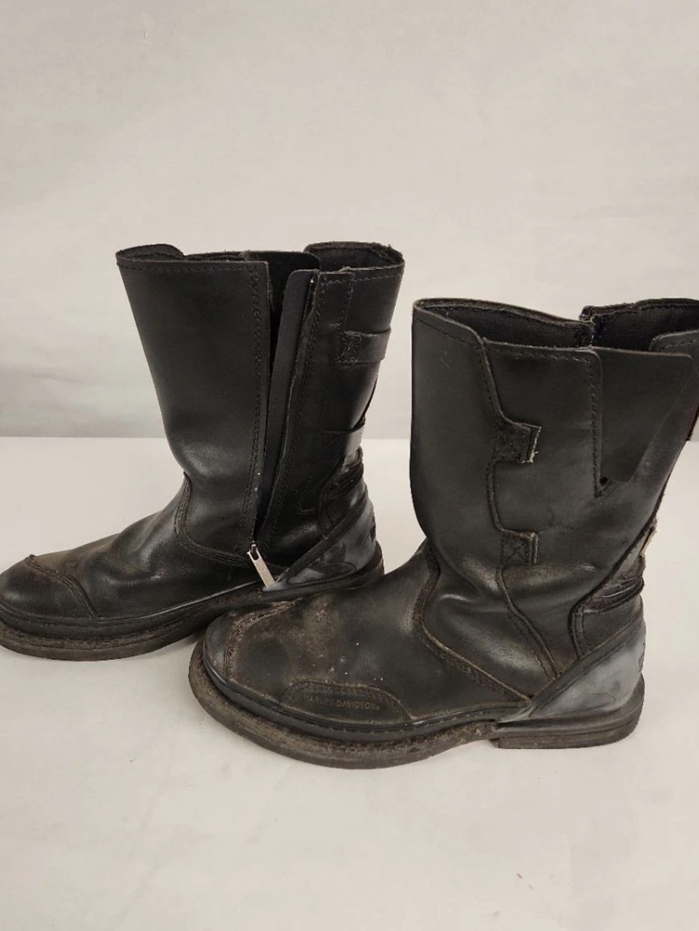 Distressed Classic Harley-Davidson Men's Black Boots Size 11.5 - Picture 2 of 9